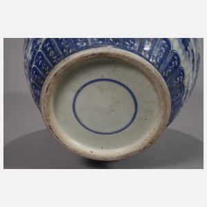 Paar große Deckelvasen "Enten im sommerlichen Lotosteich"