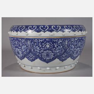 Sehr große Dagu-Deckeldose