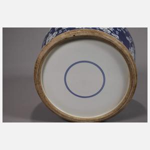 Paar Pflaumenblüten-Deckelvasen