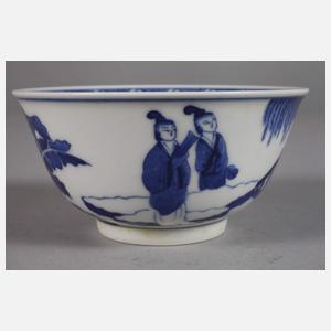 Fünf fein bemalte Teeschalen