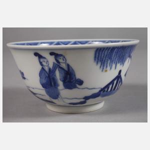 Fünf fein bemalte Teeschalen