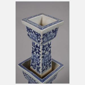 Paar chinesische Altarleuchter