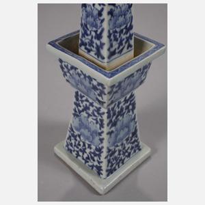 Paar chinesische Altarleuchter