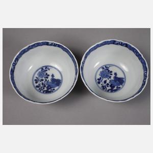 Paar fein bemalte Teeschalen