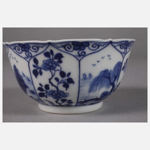 Paar fein bemalte Teeschalen