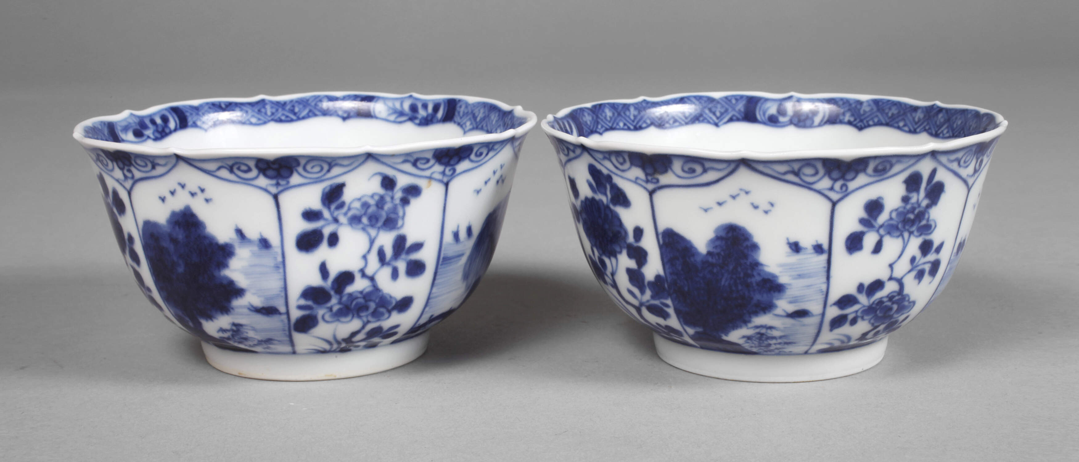 Paar fein bemalte Teeschalen