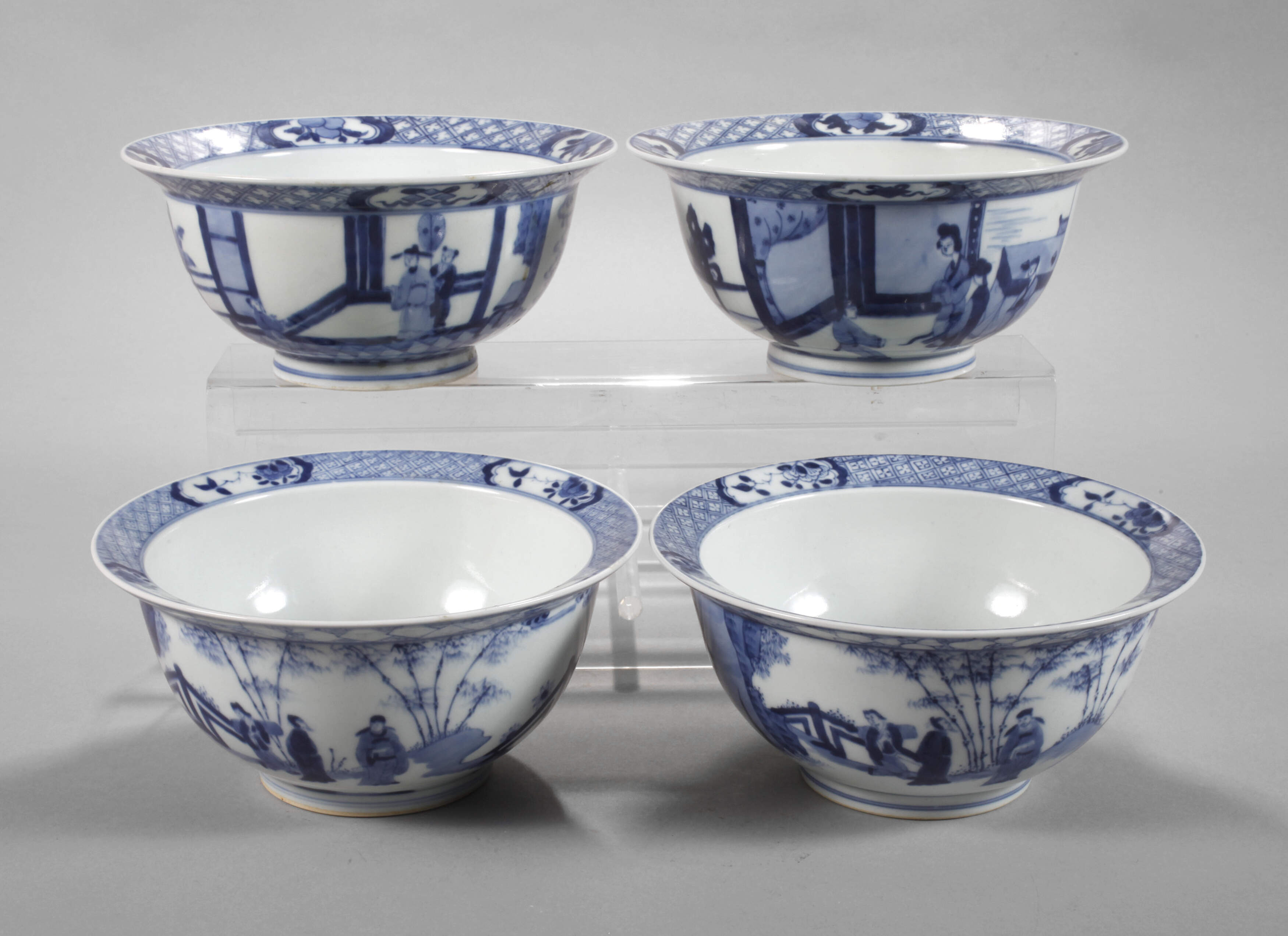 Vier Klapmuts-Schalen