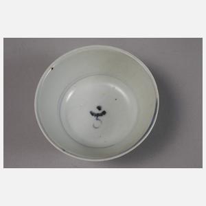 Paar tiefe Teeschalen