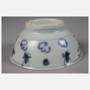 Paar tiefe Teeschalen