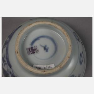 Paar tiefe Teeschalen