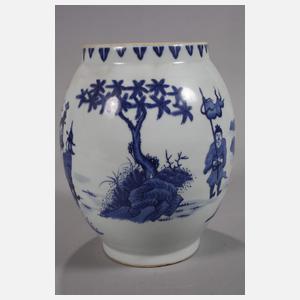 Paar schlanke Vorratsvasen