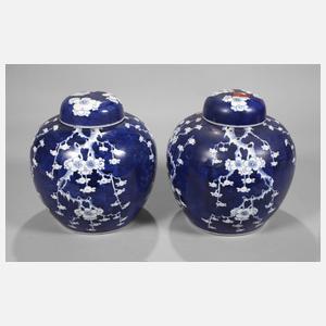 Paar große Pflaumenblüten-Ingwertöpfe