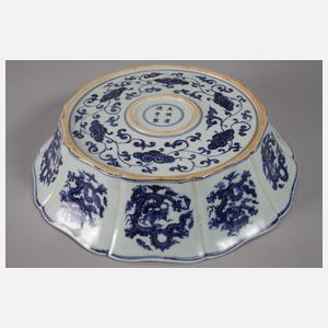 Große Blütenschale mit kaiserlichen Drachen