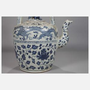 Riesige Porzellankanne für Wasser oder Tee