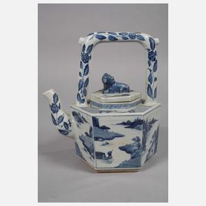 Paar große facettierte Teekannen