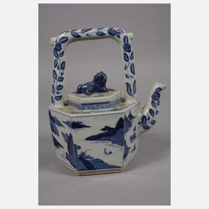 Paar große facettierte Teekannen