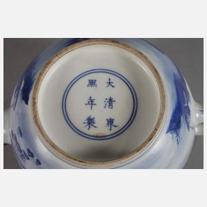 Paar große bauchige Teekannen