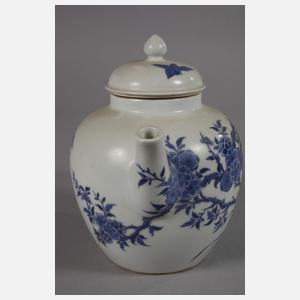 Paar große Teekannen