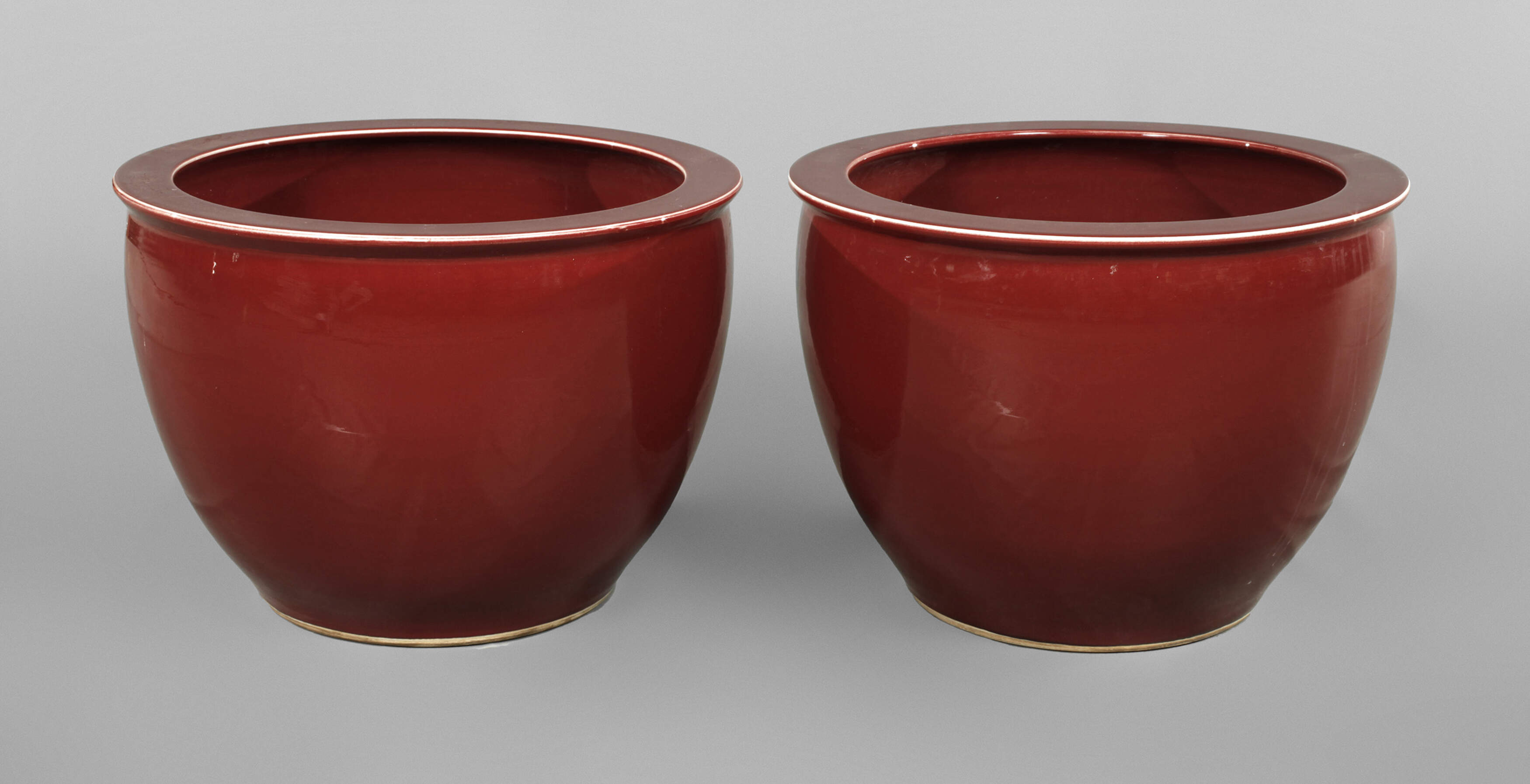 Paar sehr große Fish Bowls Sang-de-Boeuf