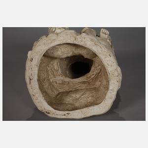 Große Blanc-de-Chine-Figur "Guanyin als Beschützerin der Kinder"