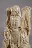 Blanc-de-Chine-Figur "Guanyin mit Weidenzweig und Ambrosiaflasche"