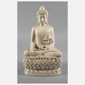 Blanc-de-Chine-Figur des Buddha Shakyamuni im Sarnath-Stil