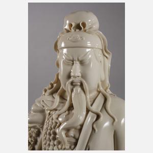 Sehr große Blanc-de-Chine-Figur "Der Kriegsgott Guandi"