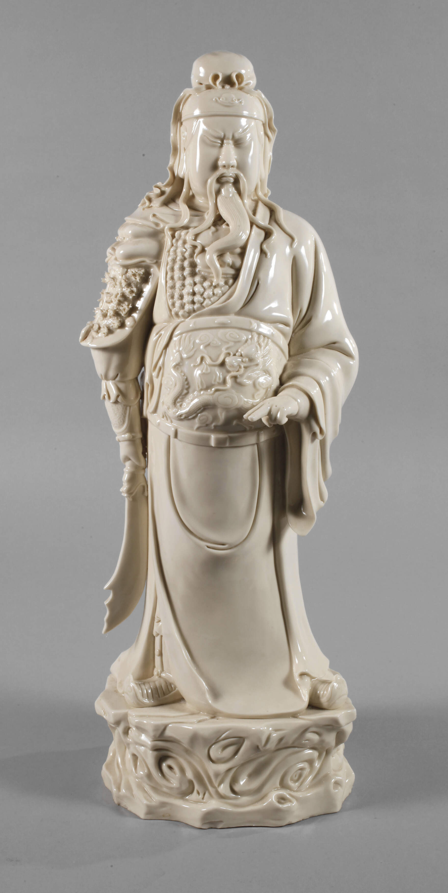 Sehr große Blanc-de-Chine-Figur "Der Kriegsgott Guandi"
