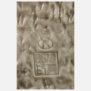 Große Blanc-de-Chine-Figur "Guanyin in der Meereshöhle"