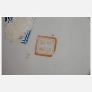 Drei Teekannen Famille Rose