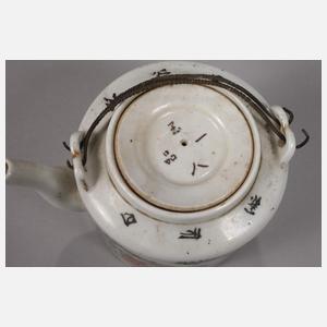 Drei Teekannen Famille Rose