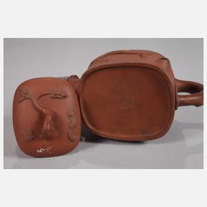 Yixing-Hühnerkopfkanne und Paar Koppchen