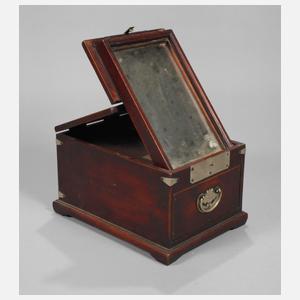 Koreanisches Spiegelschränkchen