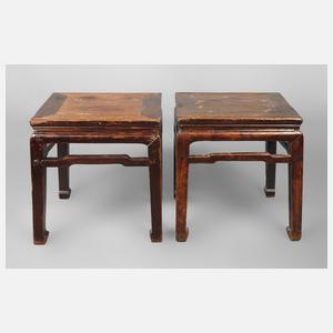 Paar FANGZHUO-Beistelltische im Ming-Stil