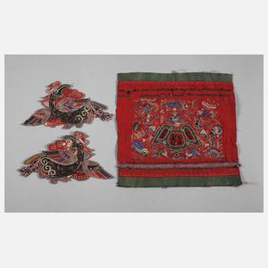 Drei bestickte Qing-Abzeichen