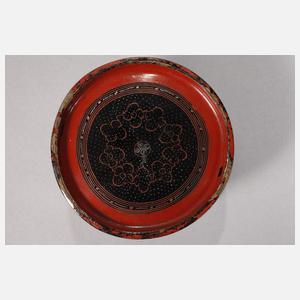 Zwei schwarze Betelboxen