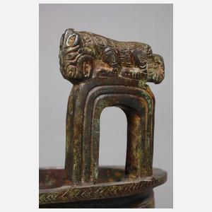 Klingenfuß-Dreifuß Typ DING