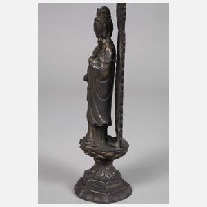 Stehende Guanyin