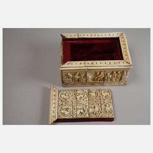 Neogotische Schatulle