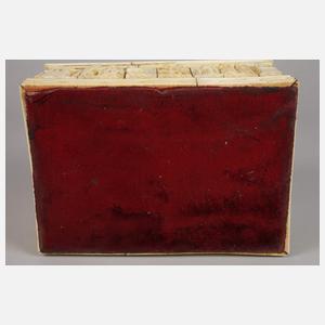 Neogotische Schatulle