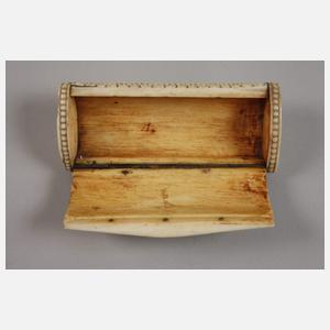 Zwei Schnupftabakdosen