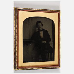 Drei historische Fotografien