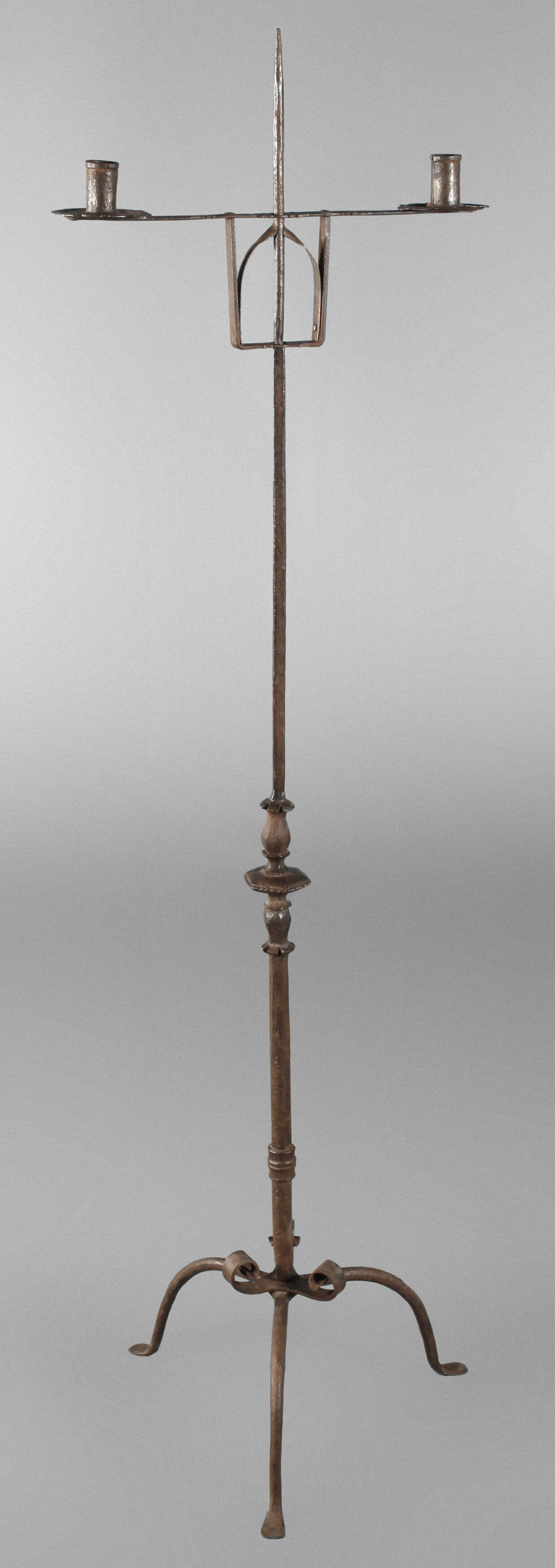 Gotischer Standleuchter Schmiedeeisen