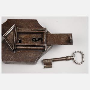 Historisches Vorhängeschloss