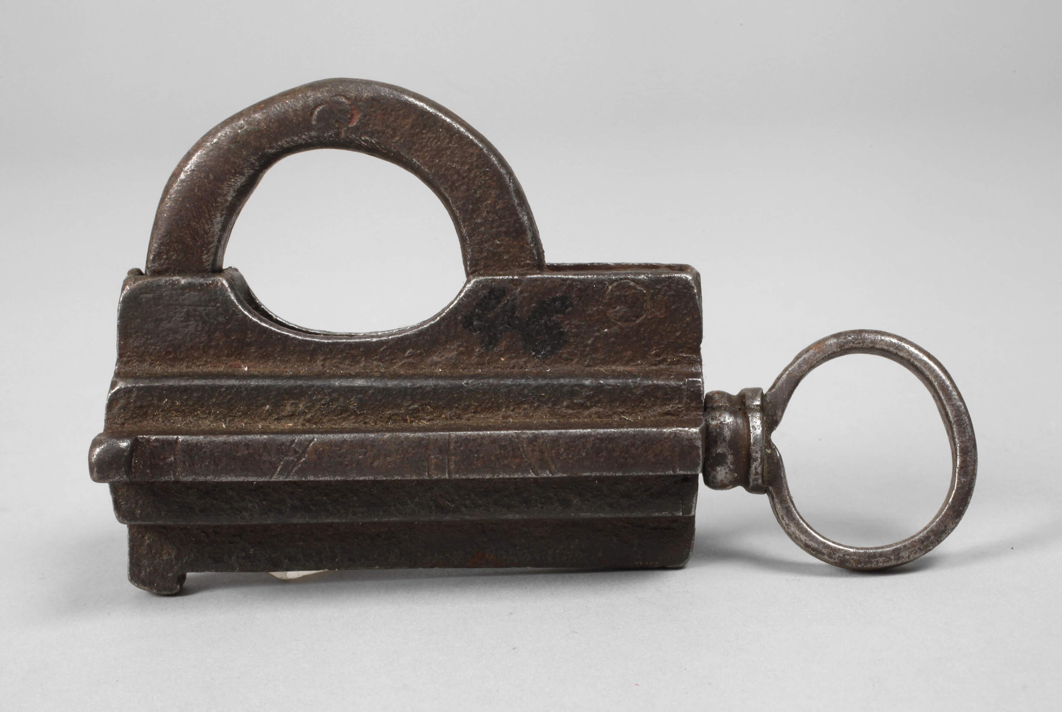 Vorhängeschloss mit Schraubschlüssel