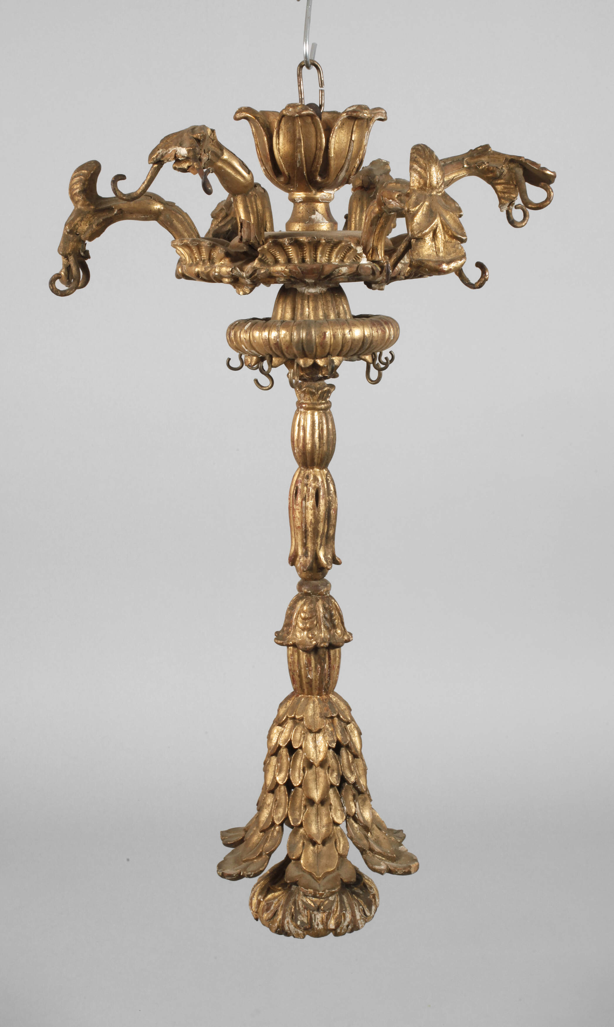 Geschnitzter Deckenleuchter