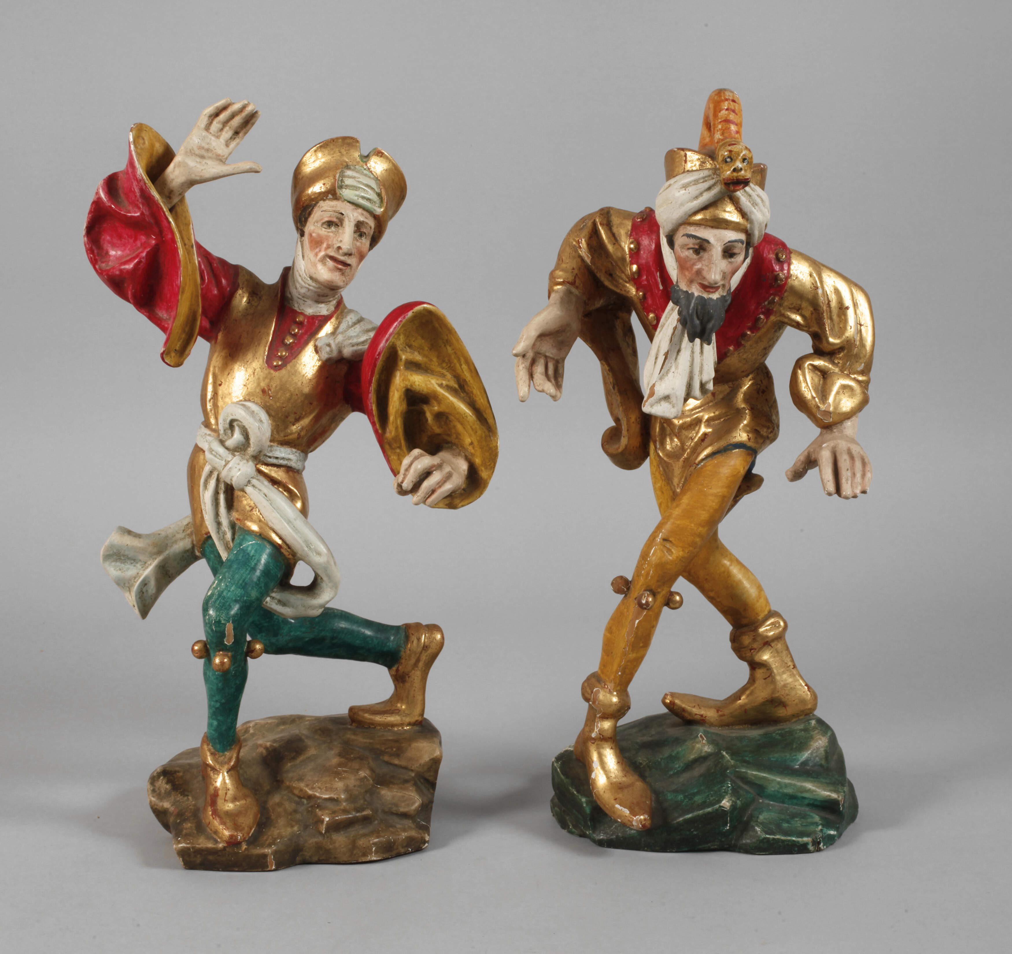 Zwei große Moriskentänzer