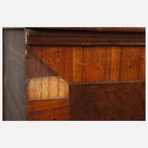 Barocke Miniaturkommode