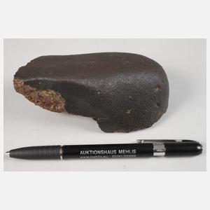 Meteorit NWA mit Teilungsspuren