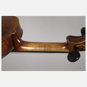 Violine im Etui
